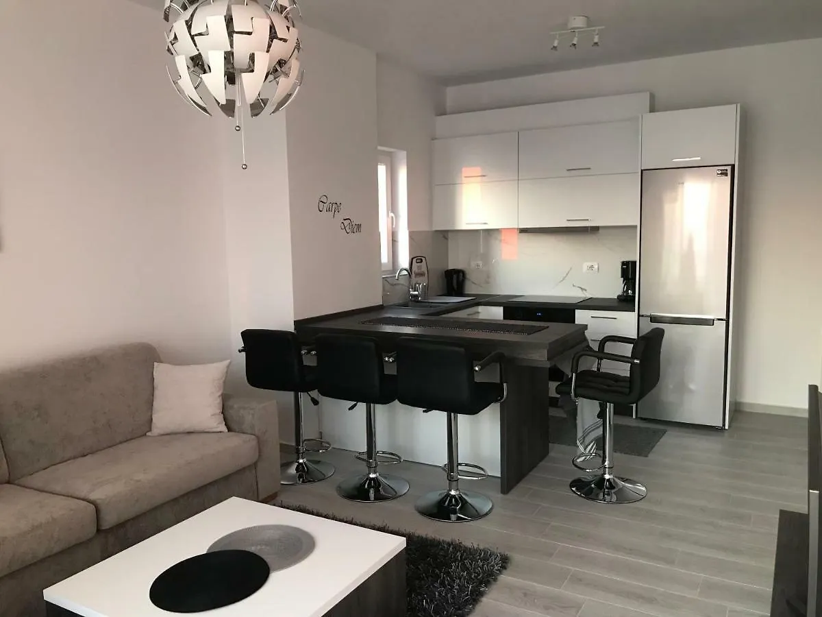 Sunset Apartment Sarande