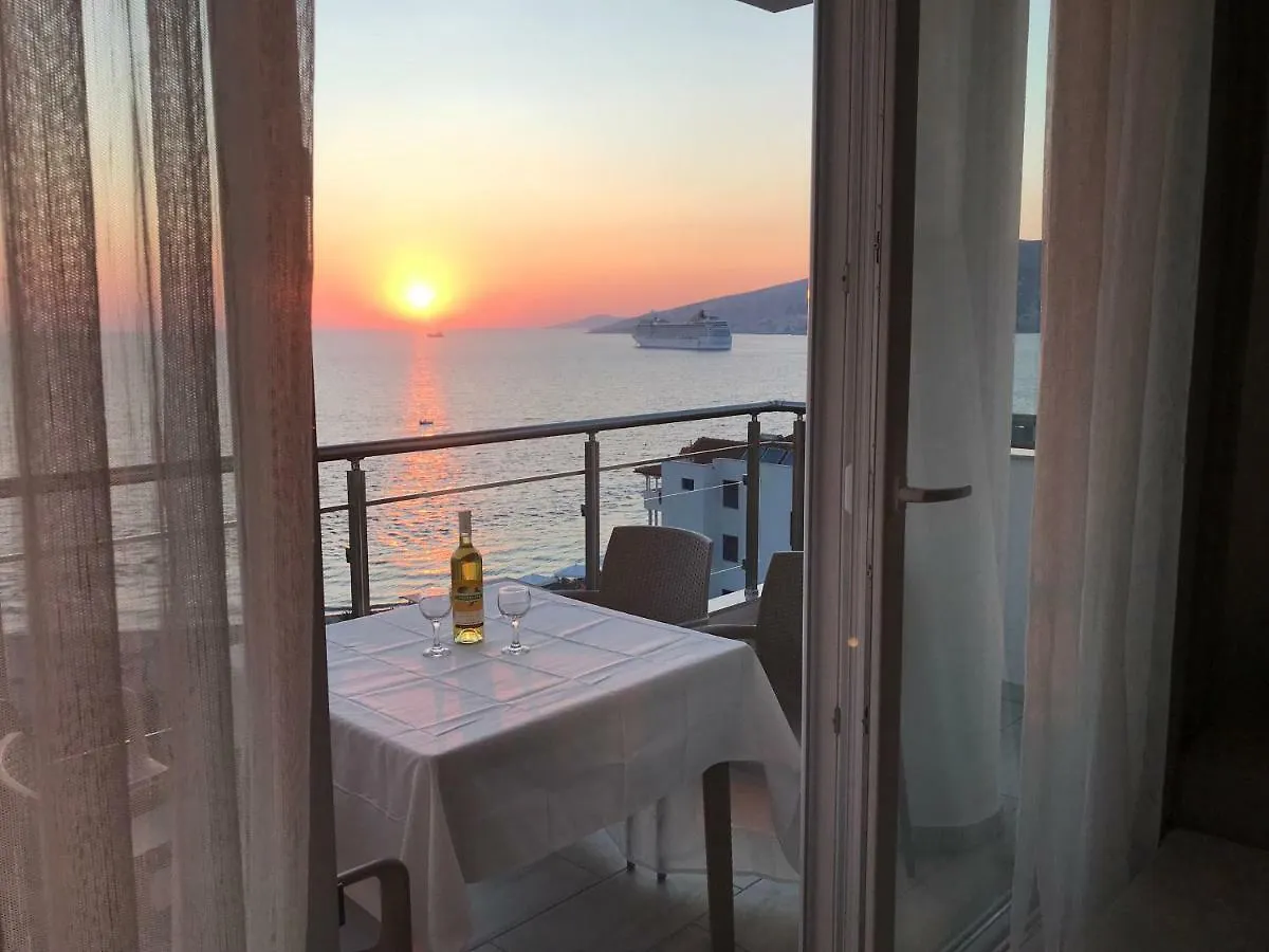 Sunset Apartment Sarande